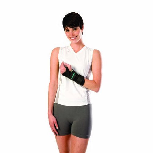 DJO, Wrist Brace Right Hand Small, Count of 1